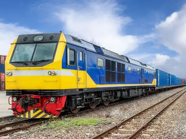 XX貨運列車多卡聚合系統(tǒng)實時數(shù)據(jù)回傳 解決方案